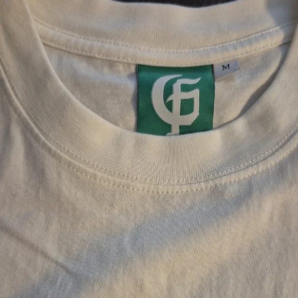 Men's White Graphic Tee with Green Design - Picture 2 of 6